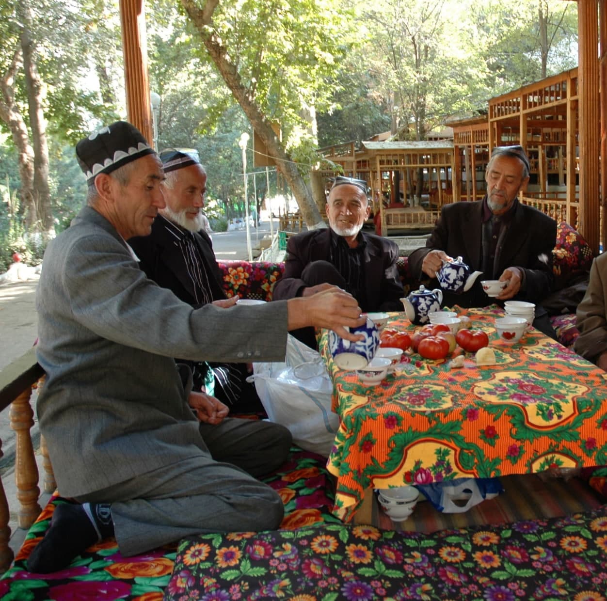 Gute Beziehungen zu Nachbarländern