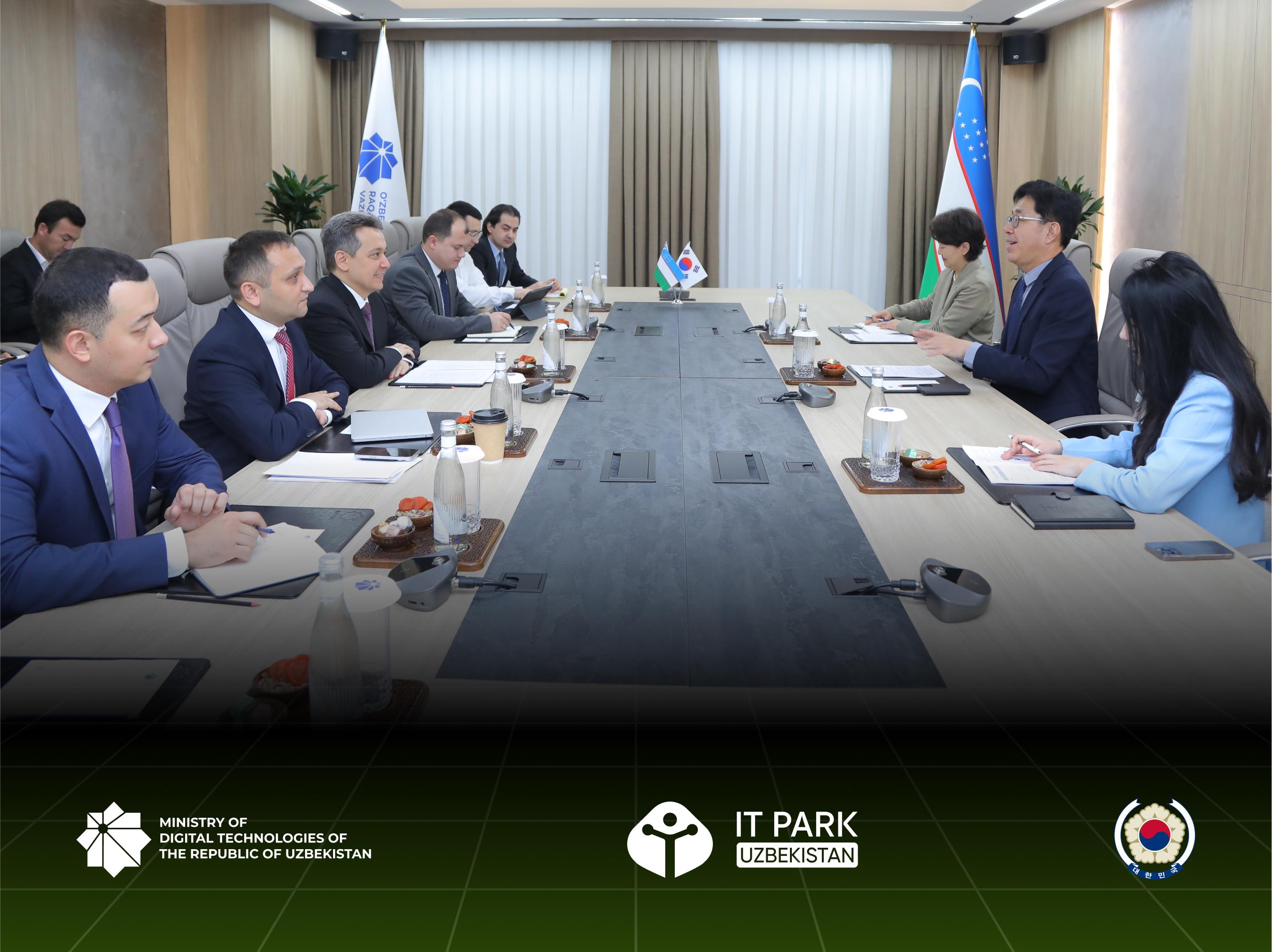 Minister of Digital Technologies held a meeting with the Ambassador of South Korea