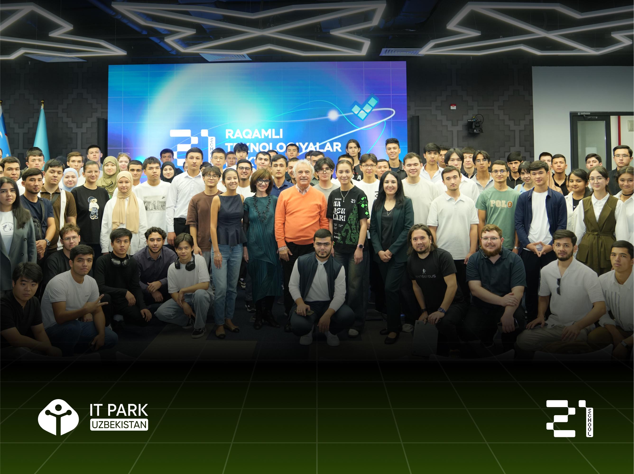 Workshop featuring experts from Stanford and Silicon Valley brings together nearly 400 participants