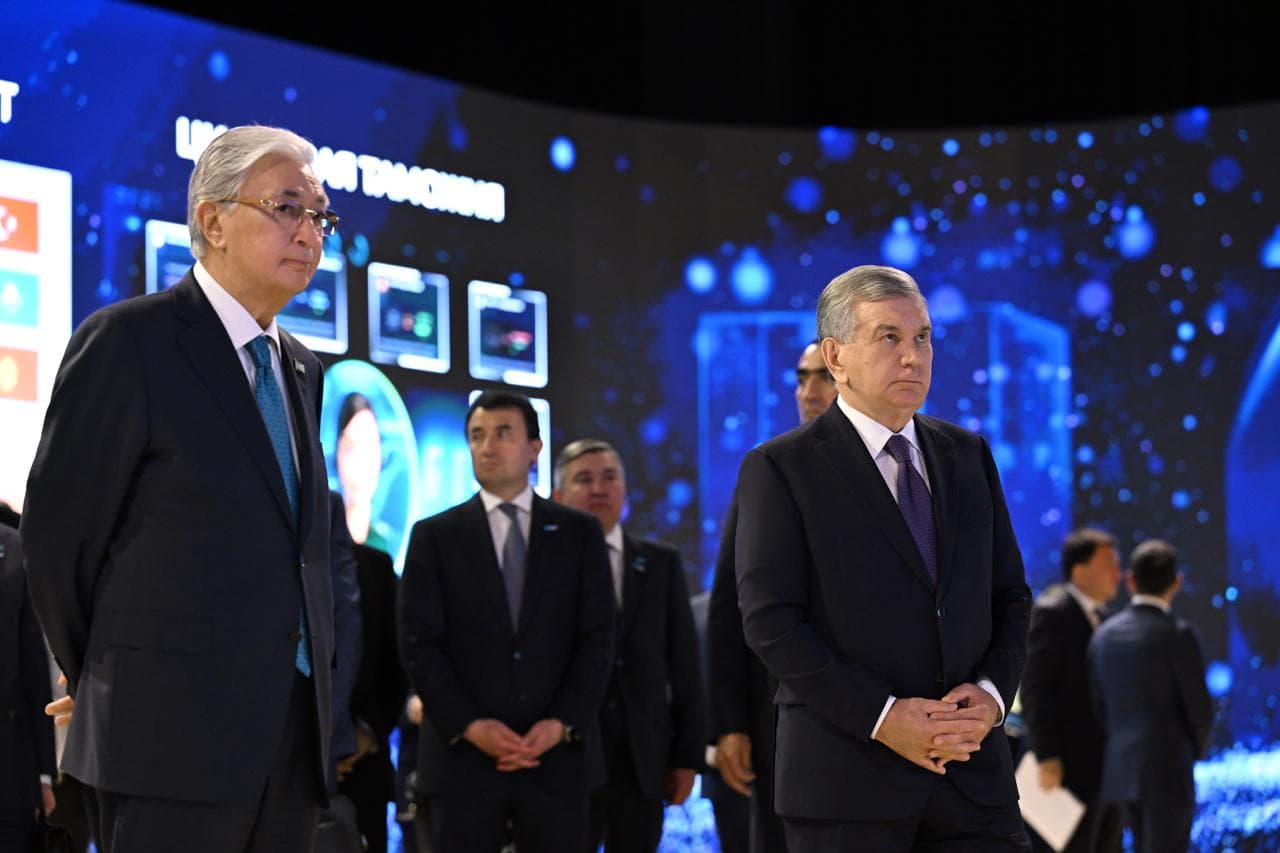 Presidents of Uzbekistan and Kazakhstan Visit Artificial Intelligence Hackathon
