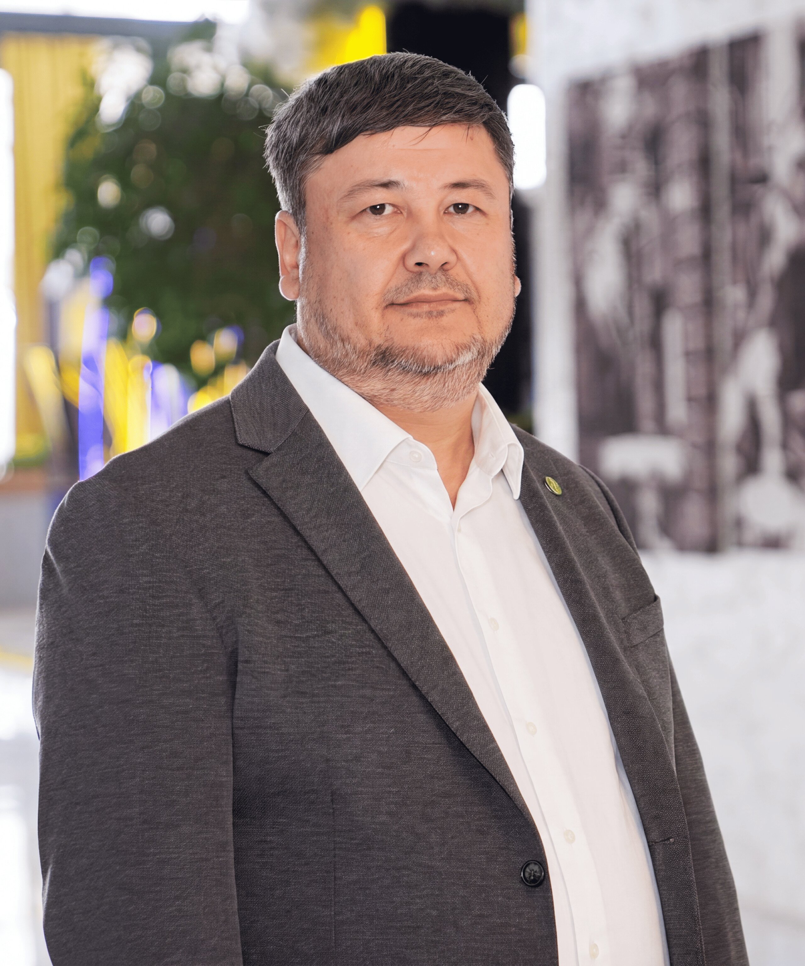 Laziz Rustamov